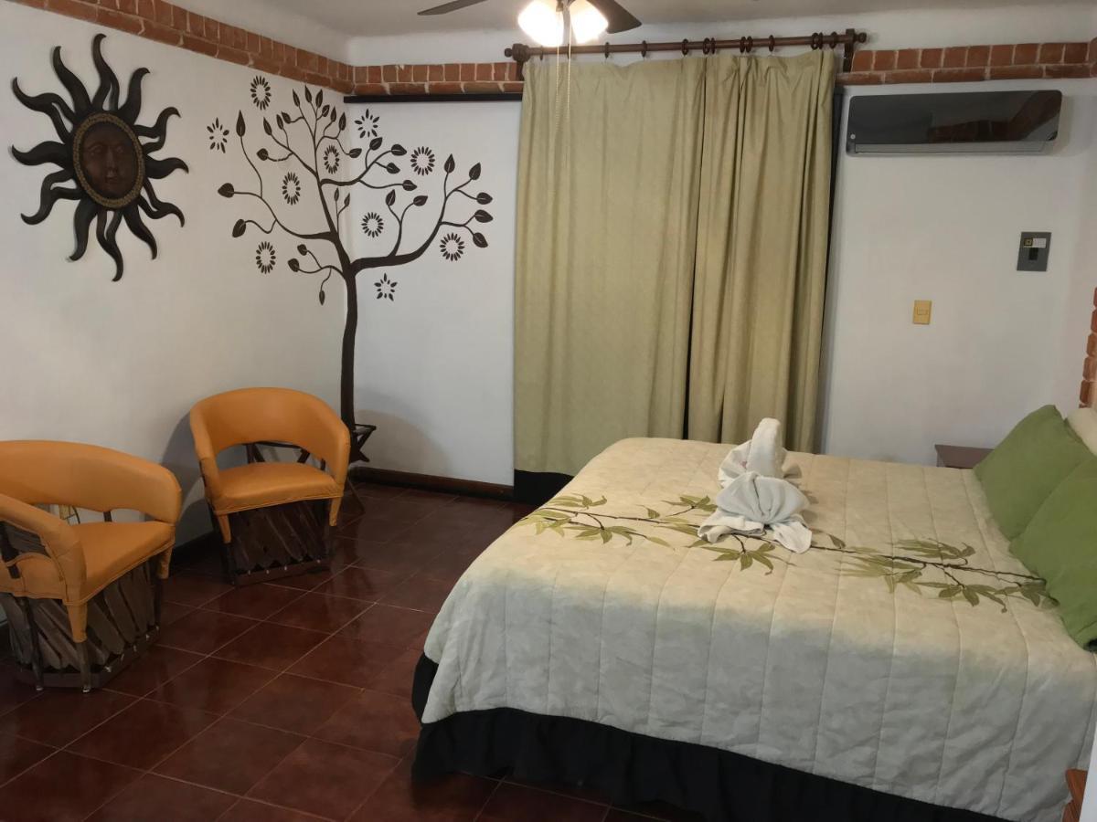 Suites Fenicia (Adults Only) Playa del Carmen Exterior photo