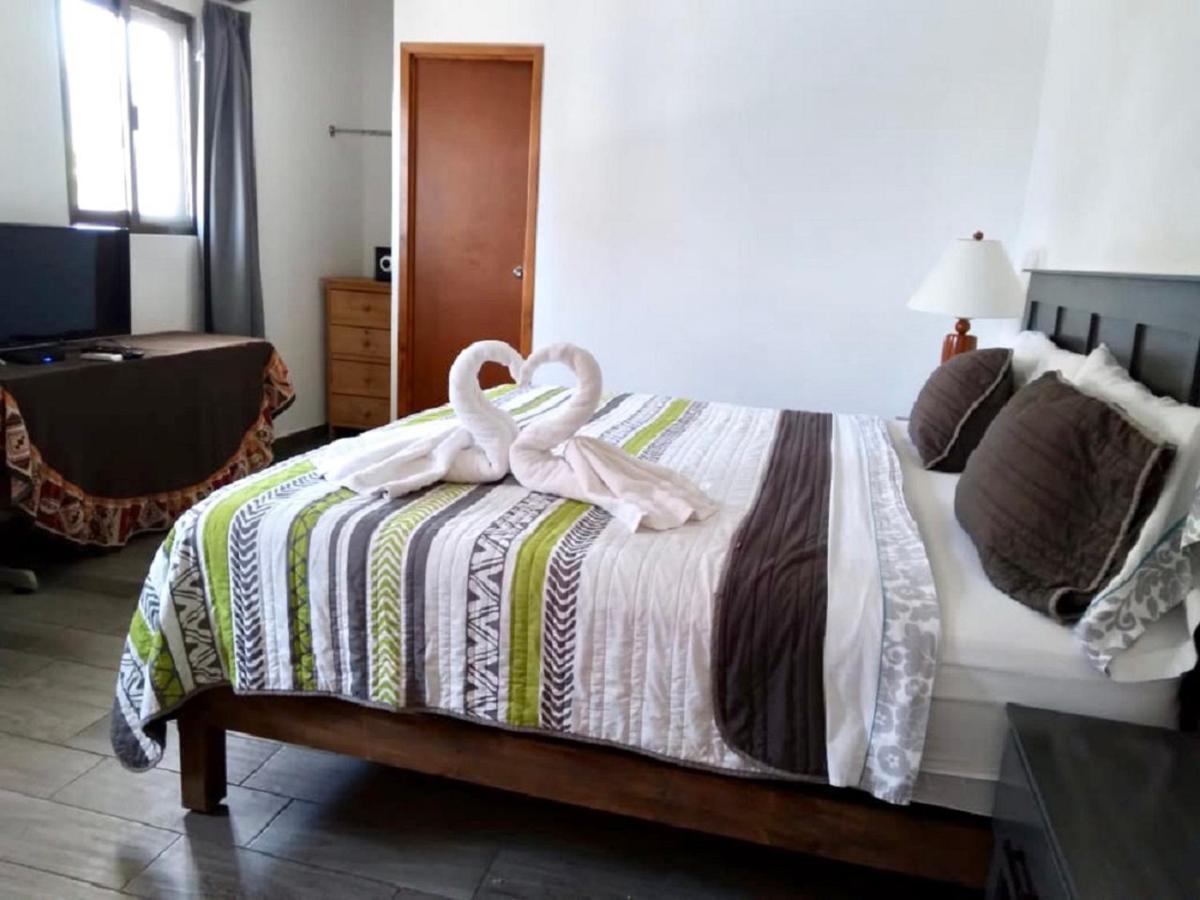 Suites Fenicia (Adults Only) Playa del Carmen Exterior photo