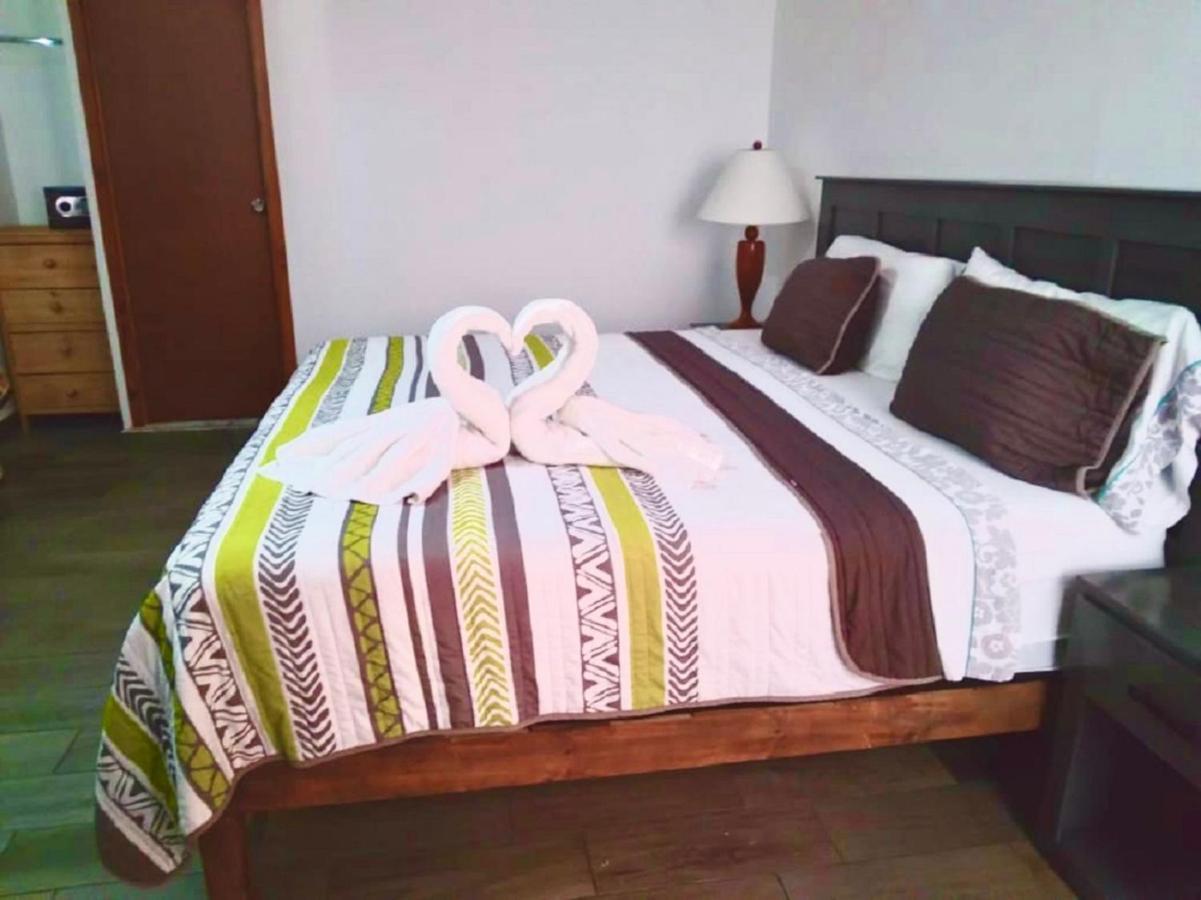Suites Fenicia (Adults Only) Playa del Carmen Exterior photo