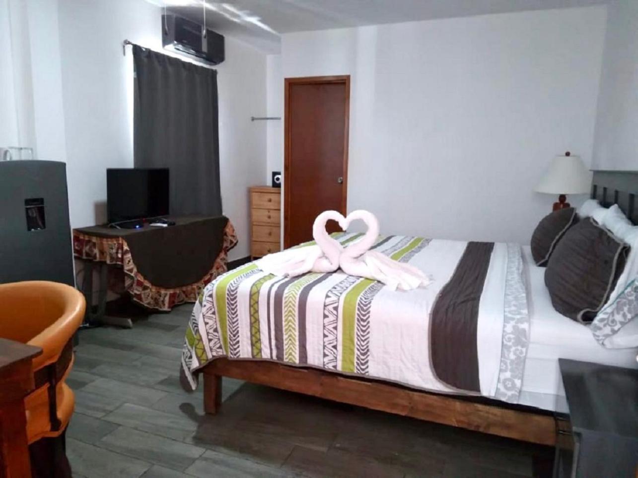 Suites Fenicia (Adults Only) Playa del Carmen Exterior photo