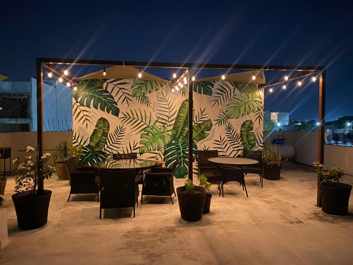 Suites Fenicia (Adults Only) Playa del Carmen Exterior photo