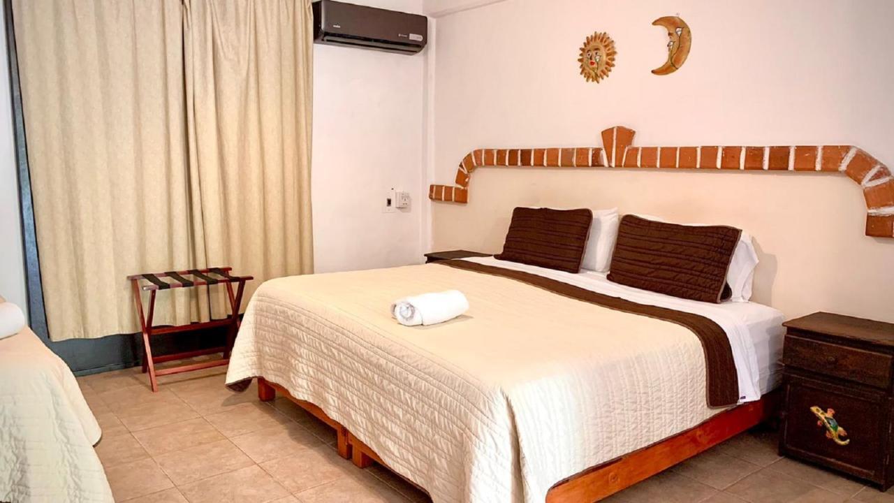 Suites Fenicia (Adults Only) Playa del Carmen Exterior photo