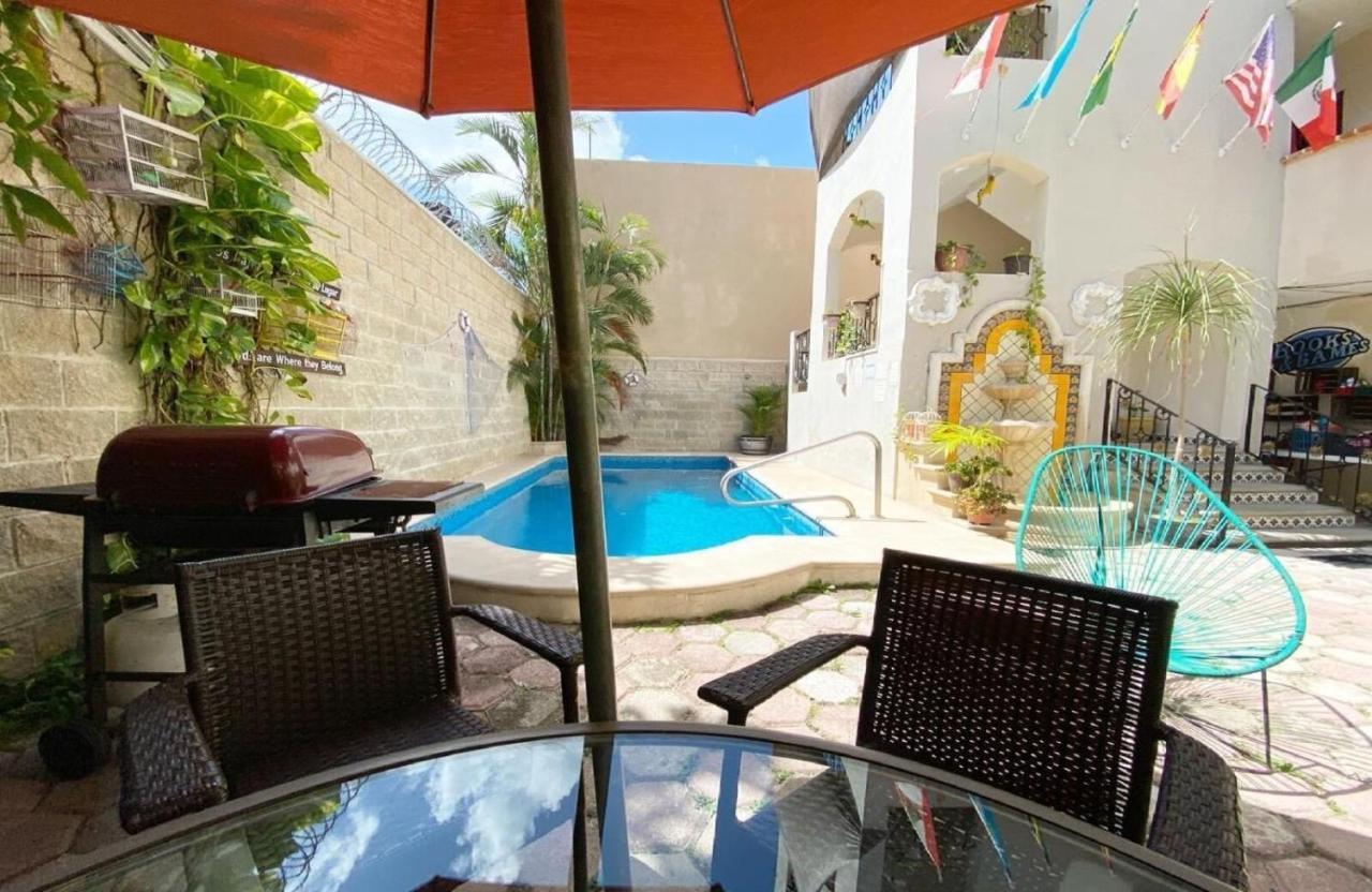 Suites Fenicia (Adults Only) Playa del Carmen Exterior photo