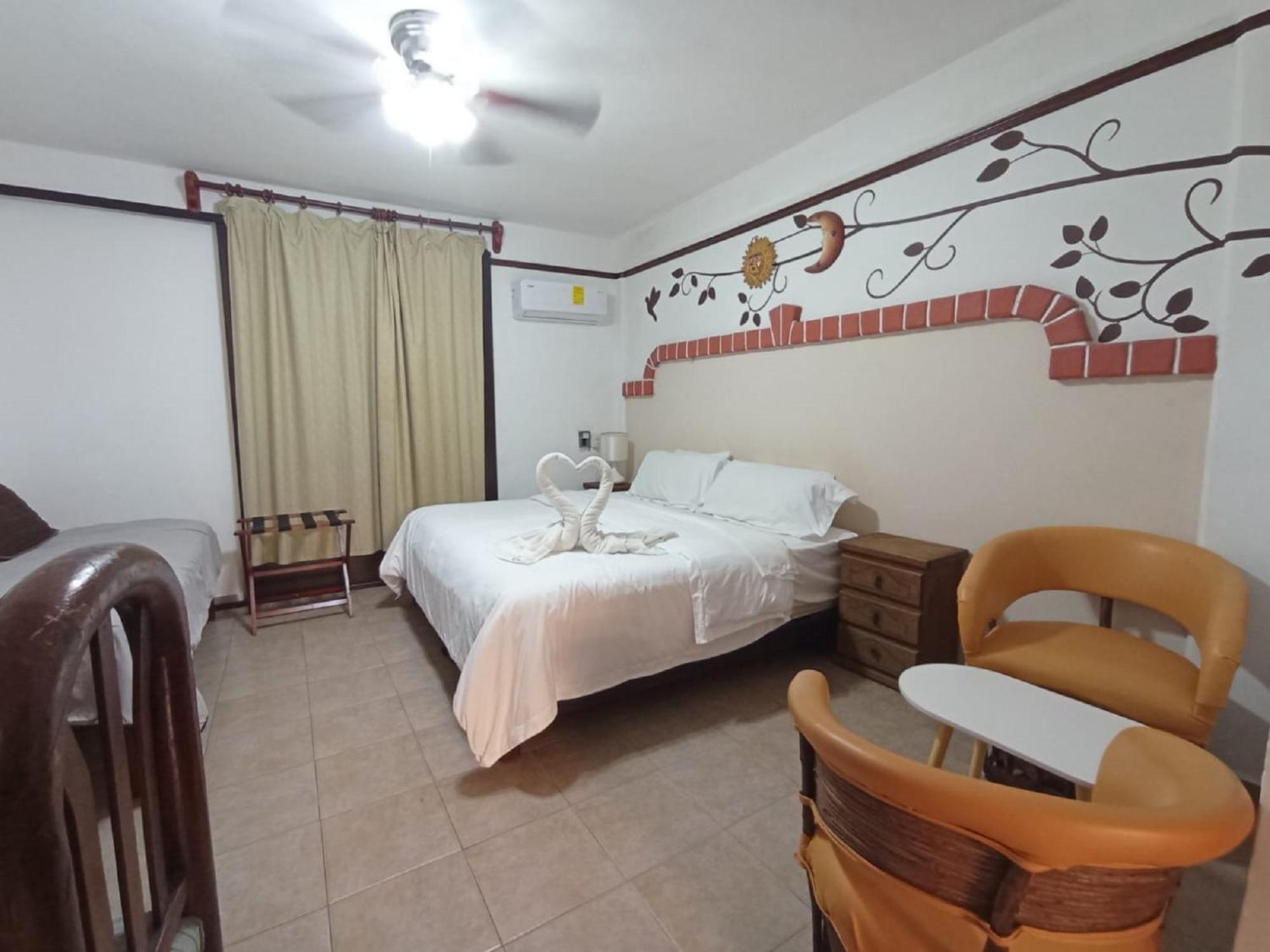 Suites Fenicia (Adults Only) Playa del Carmen Exterior photo