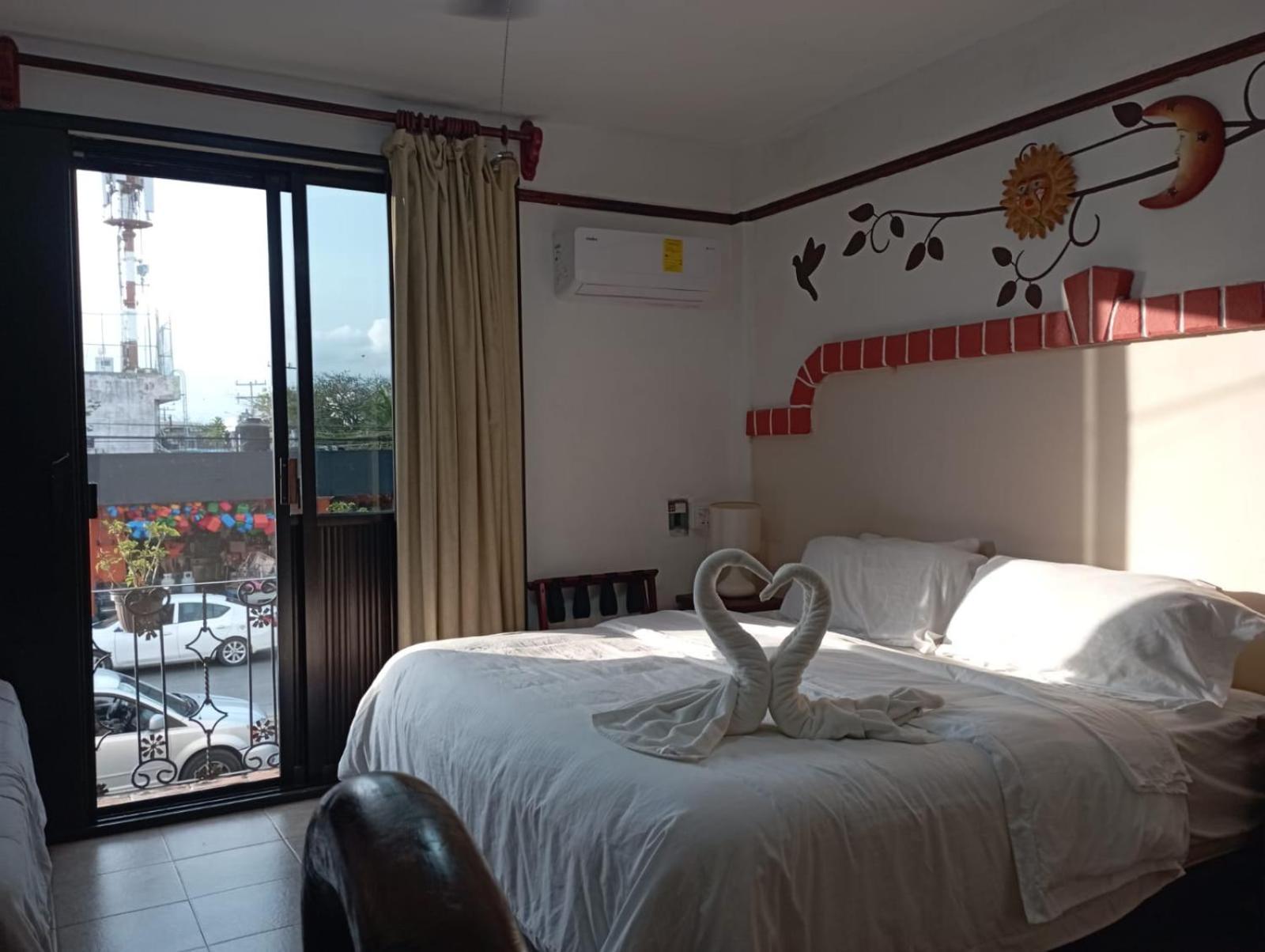 Suites Fenicia (Adults Only) Playa del Carmen Exterior photo